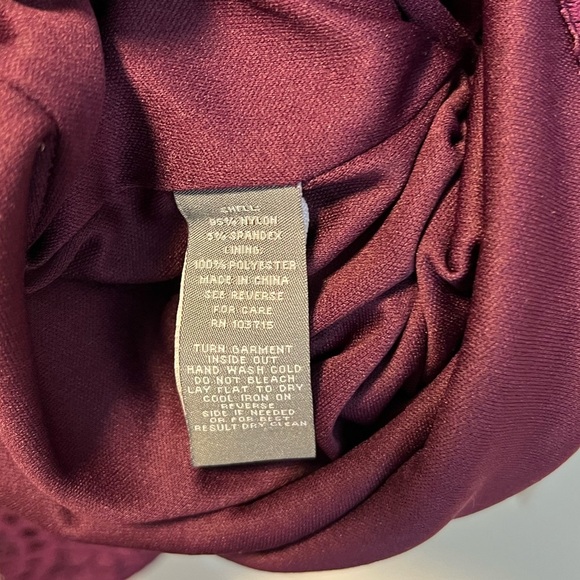 Gorgeous Sharagano Dress - Picture 4 of 7